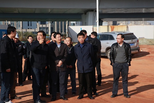 副市長宋鈾一行調(diào)研我司昌南大道、洪都大道快速路改造項目